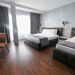 Royal G Max Hotel Golem (Tirana)