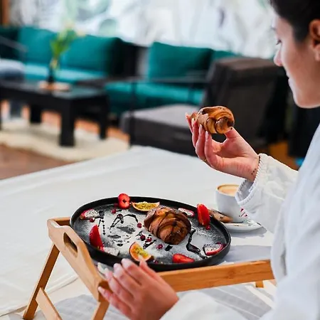 Royal G Max Hotel Golem (Tirana)