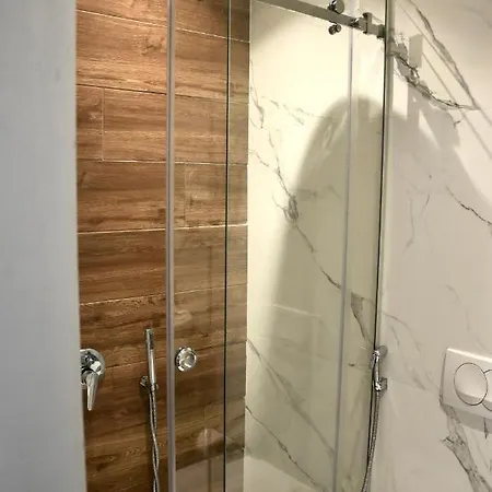 Royal G Max Hotel Golem (Tirana)