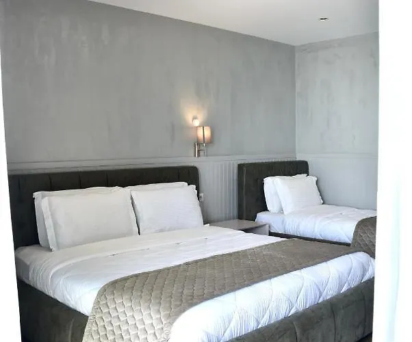 Royal G Max Hotel 5*