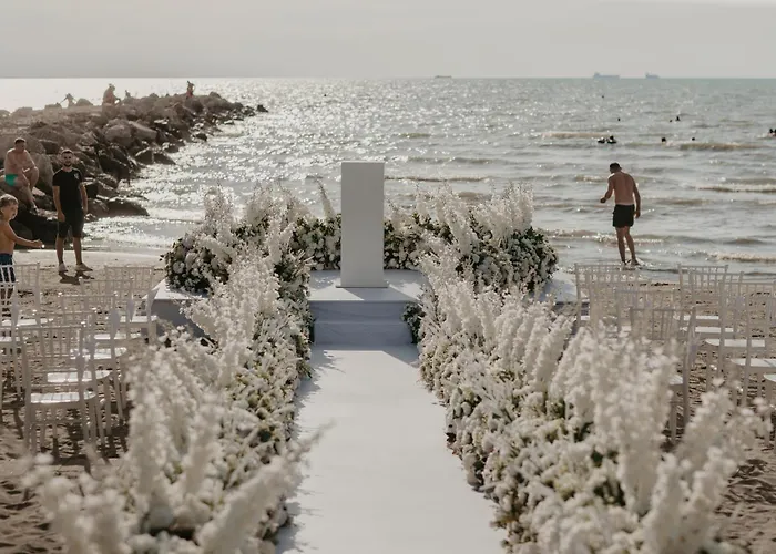 Royal G Max 5* Golem (Tirana)