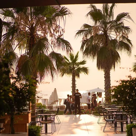 Royal G Max Hotel Golem (Tirana)