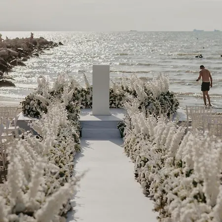 Royal G Max 5* 골렘