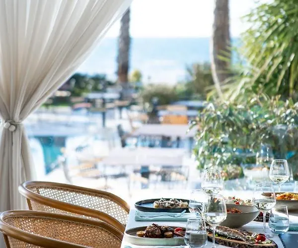 Royal G Max Hotel Golem (Tirana)