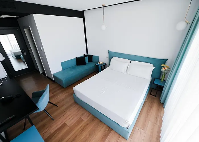 Отель Royal G Max 5*