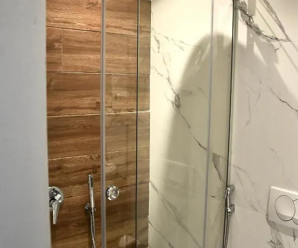 Royal G Max Hotel Golem (Tirana)