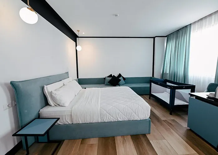 Royal G Max Hotel Golem (Tirana)