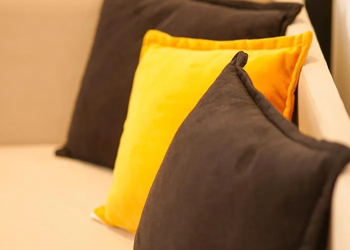 Отель Royal G Max