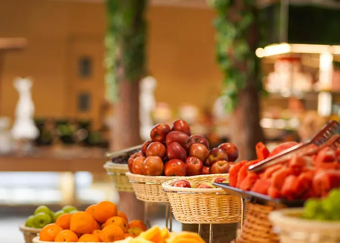 Royal G Max Отель